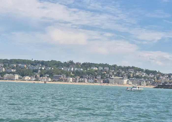 Romantique Vue Sur Normandie
